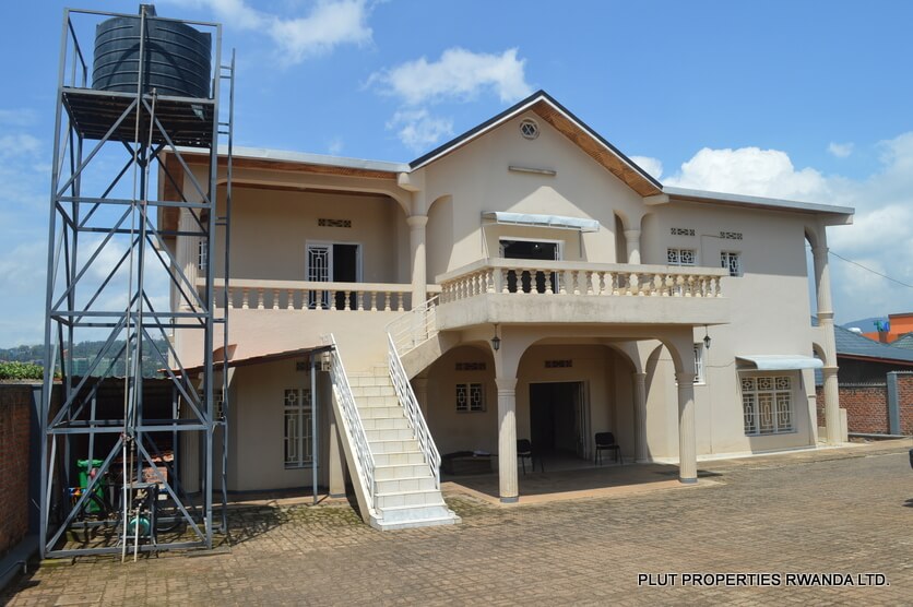 Office House for rent in Kacyiru