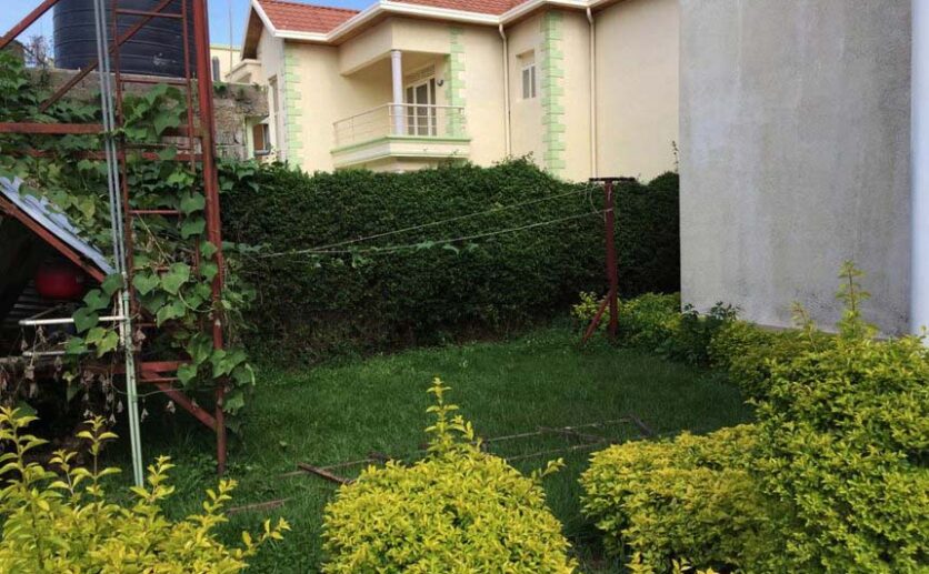 House for rent in Gisozi plut properties (7)