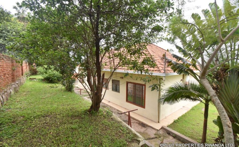 House for rent in Kiyovu (8)