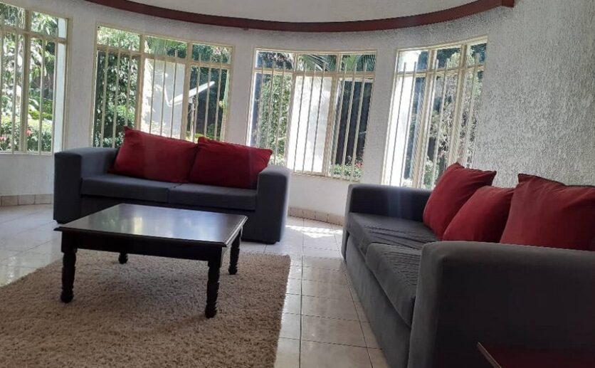 furnished house for rent in Nyarutama (4)