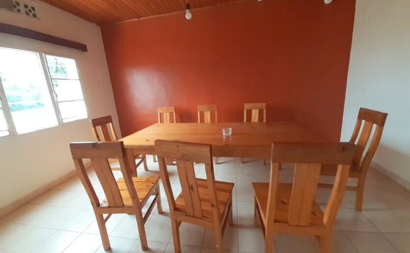 4 bedroom house for rent in Kigali (11)