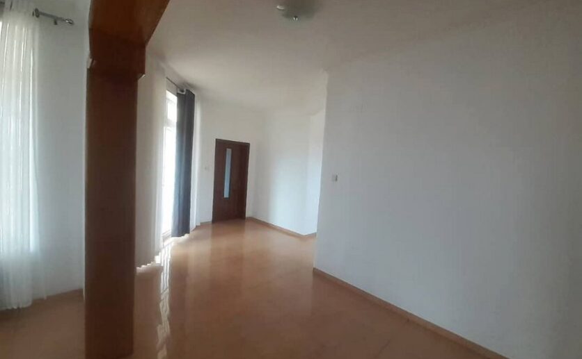 Fully furnished house for rent in Rebero (6)