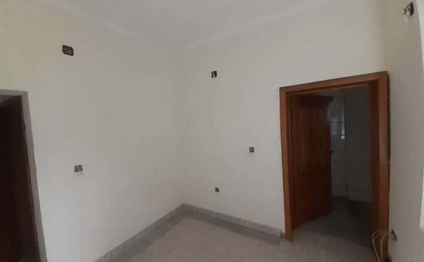 House for rent in Gisozi (3)