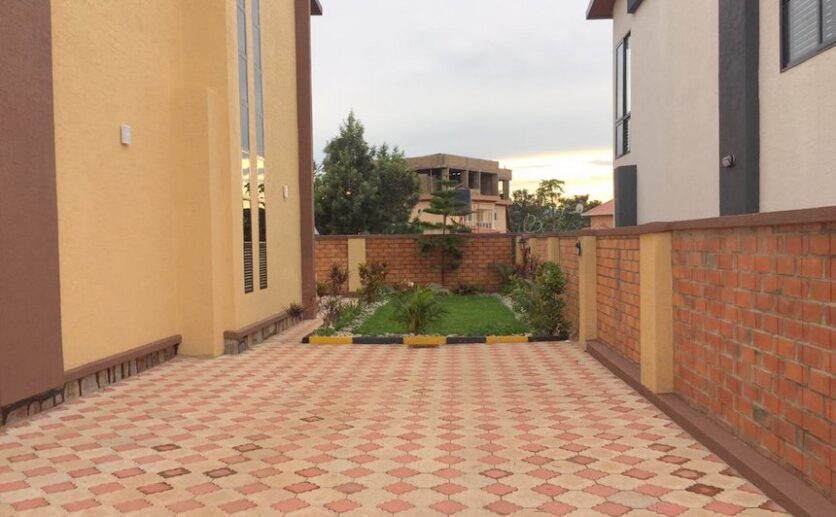 Luxury house for rent in Kigali (2)