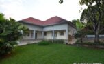 unfurnished house for rent in Kiyovu (10)