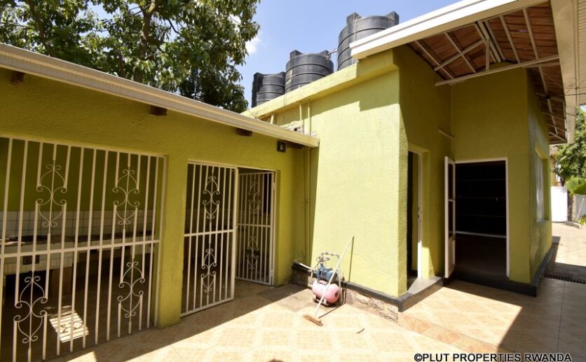 plut properties Nyarutarama rental (15)