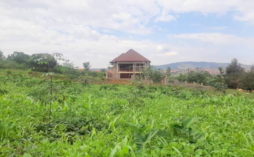 Big land for sale in Kanombe (3)