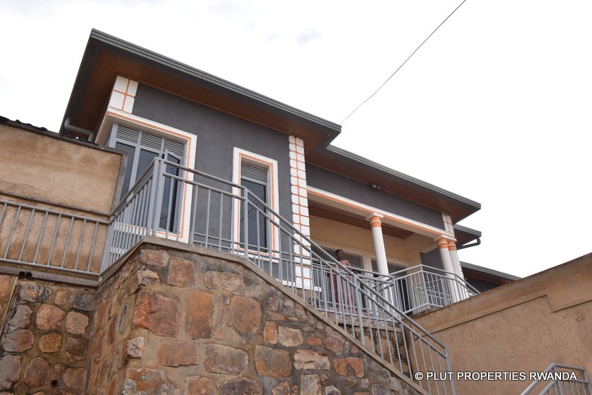 2 houses for sale in Gisozi