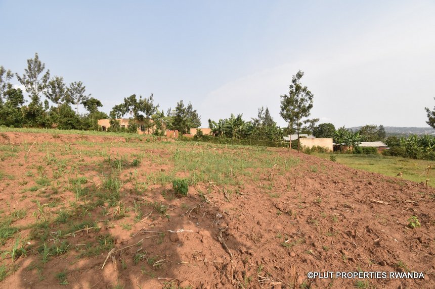 Land for sale in Rusororo