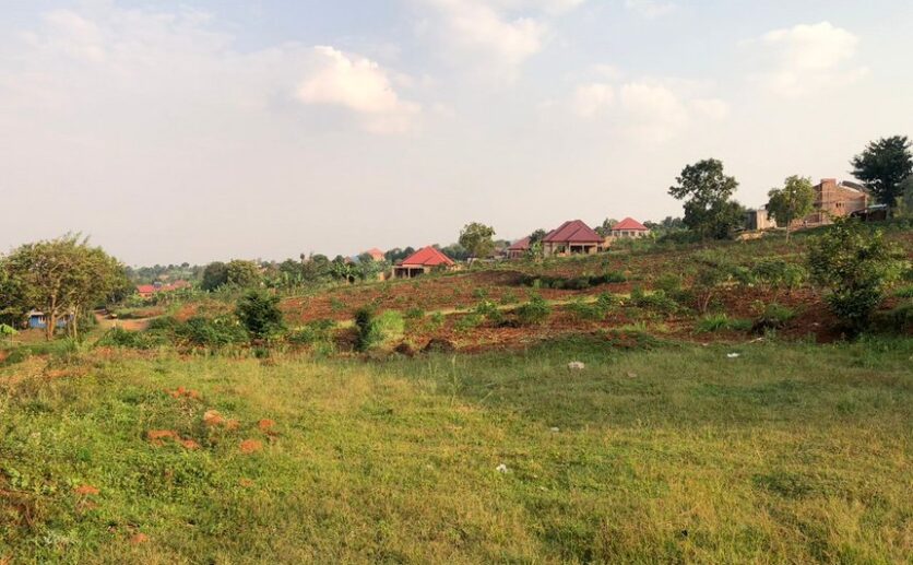 Land for sale in Kanyinya (11)