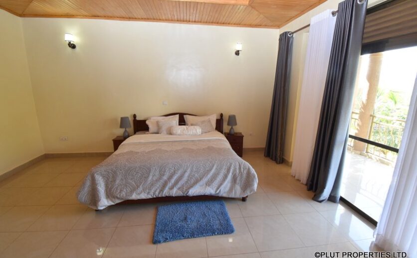 Fully furnished house in Gacuriro (14)