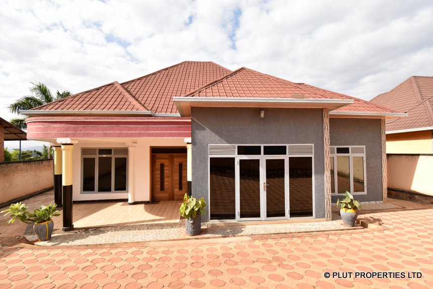 Unfurnished house for rent in Kicukiro