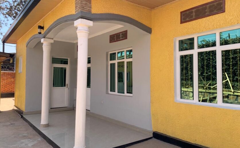 house for rent in kagugu 700 (3)