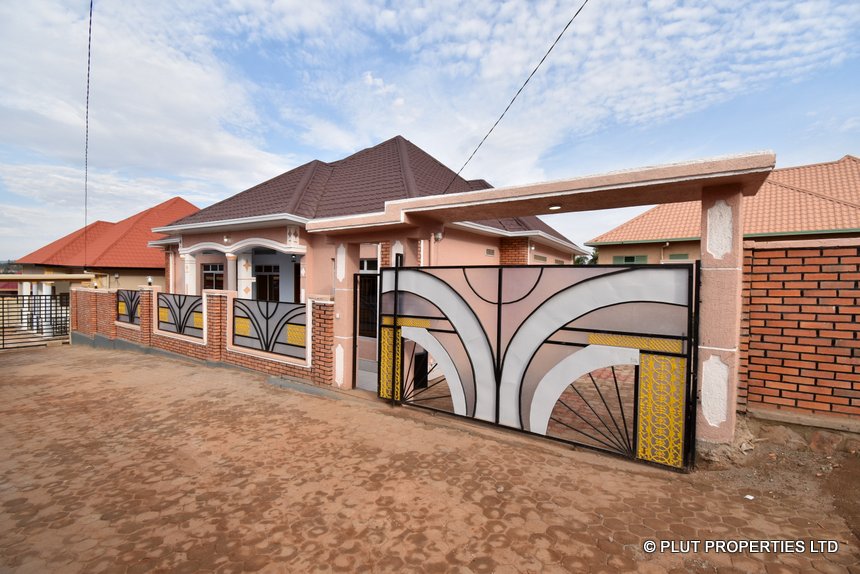 Nice house for sale in Kanombe