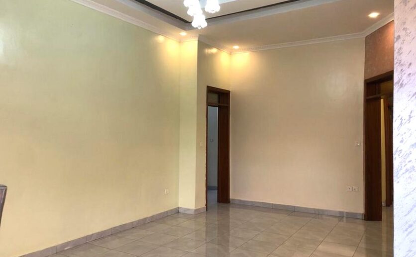 house for sale in Kanombe (2)