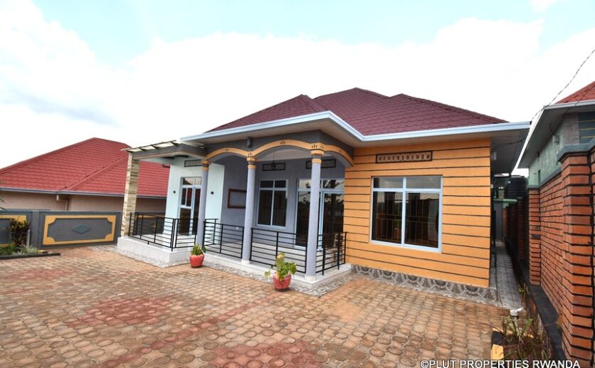 beautiful house in kanombe (2)