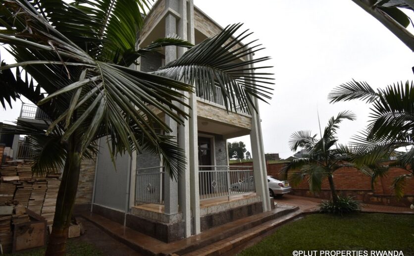house for sale in Kicukiro Karembure (8)