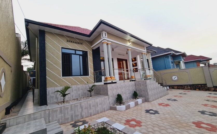 Newly built hous for sale (7)