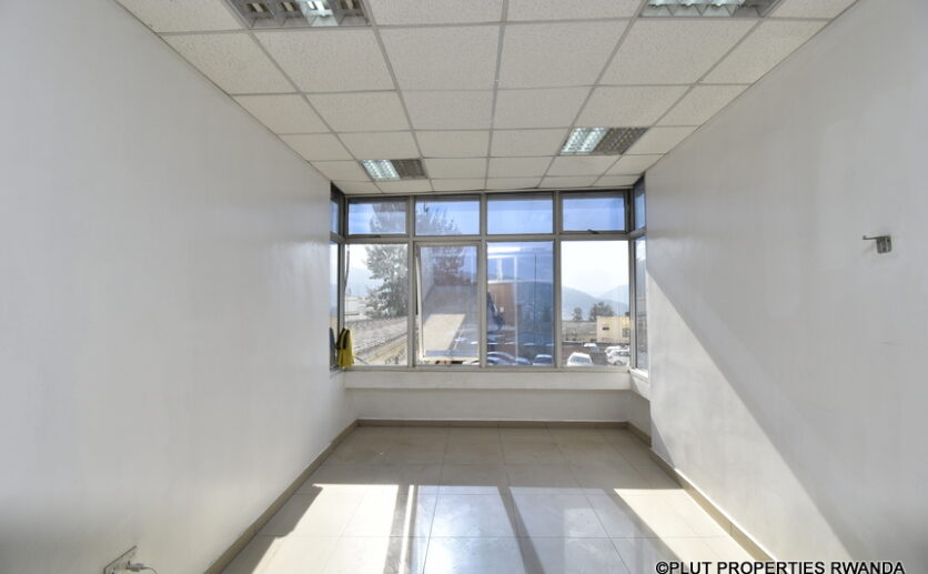rent office in nyarugenge city center (1)