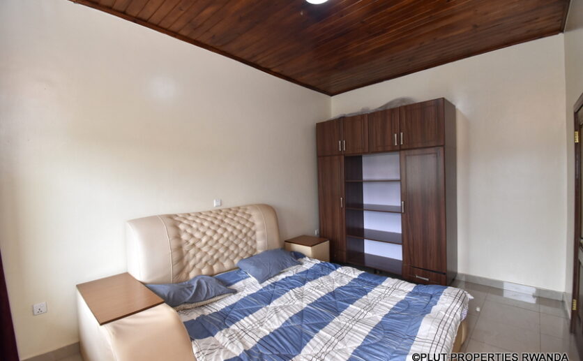 4 bedrooms house for rent in Kibagabaga (14)
