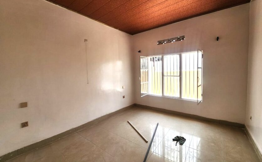 HOUSE FOR RENT IN REMERA (10)