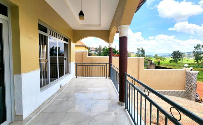 Rent a beutiful house in Kibagabaga (11)
