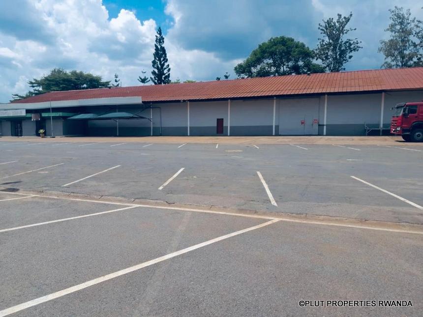 Warehouse for sale in Magerwa.