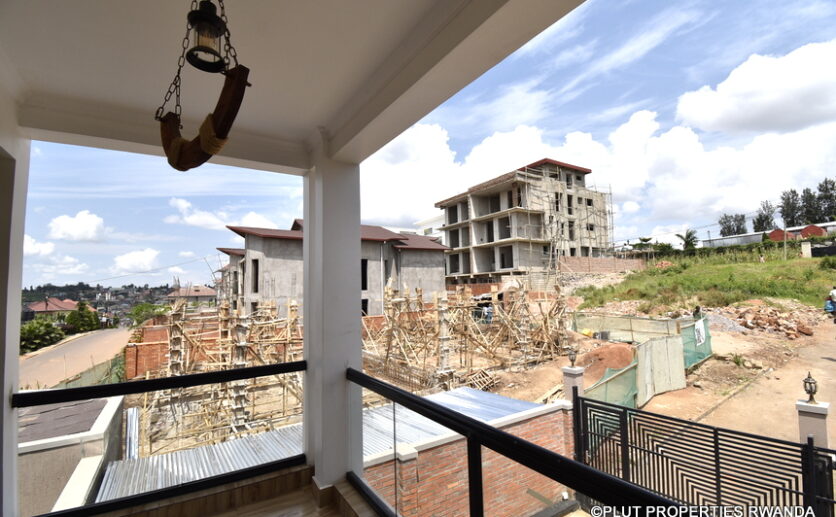 unfurnished house for rent in Kibagabaga (10)