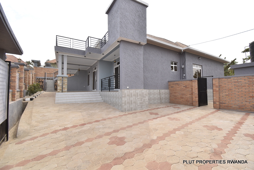 Beautiful house for sale in Kanombe Kigali.