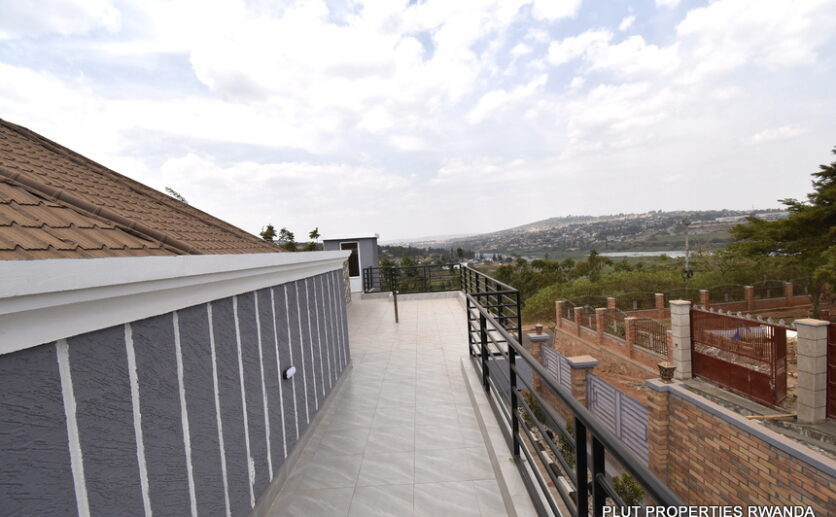 Beautiful house for sale in Kanombe Kigali plut properties (7)