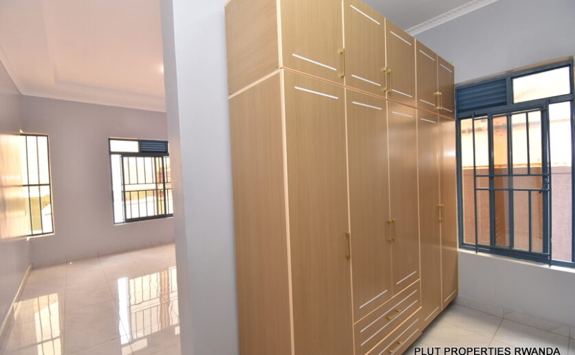 House for sale in Kanombe Kigali Plut properties (15)