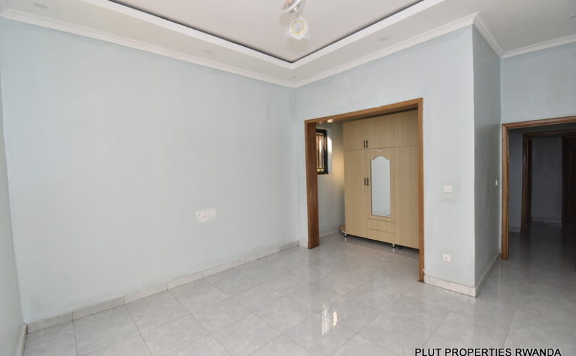 house for sale plut properties (5)