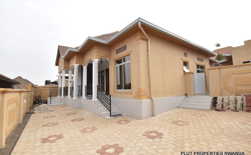 unfurnished house for sale in Kabeza plut properties (10)