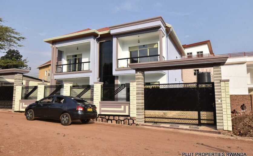 House for sale in Kagugu plut properties (9)