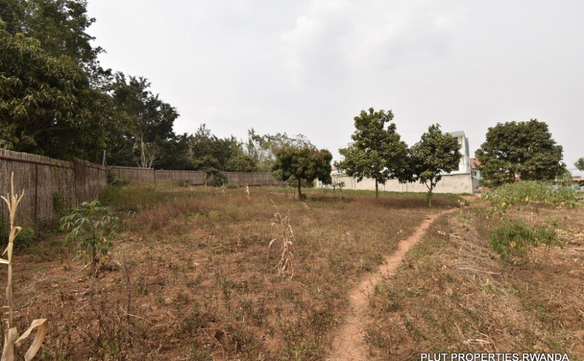 Huge plot for sale in Rusororo plut properties (3)