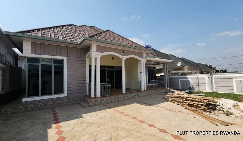 Kicukiro Kigali house for sale plut properties (9)