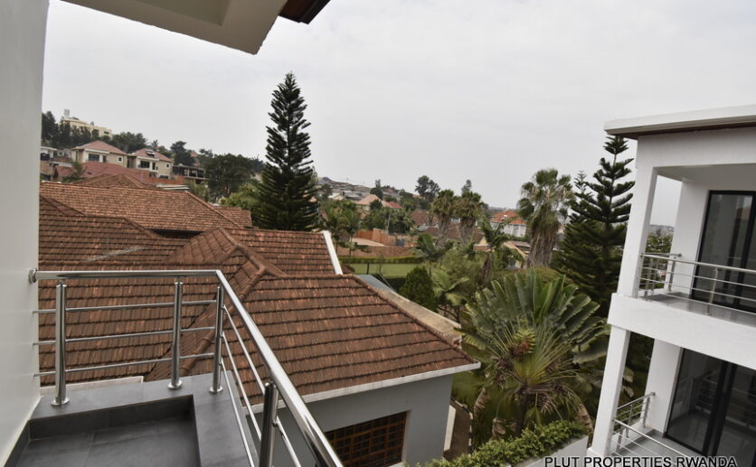 Kigali Kagugu house for sale plut properties (9)