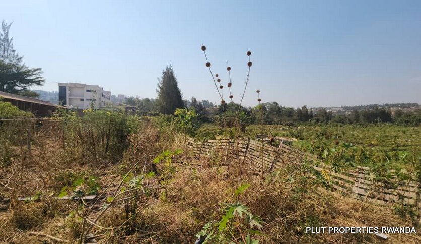 Land for sale in Nyarutarama (2)