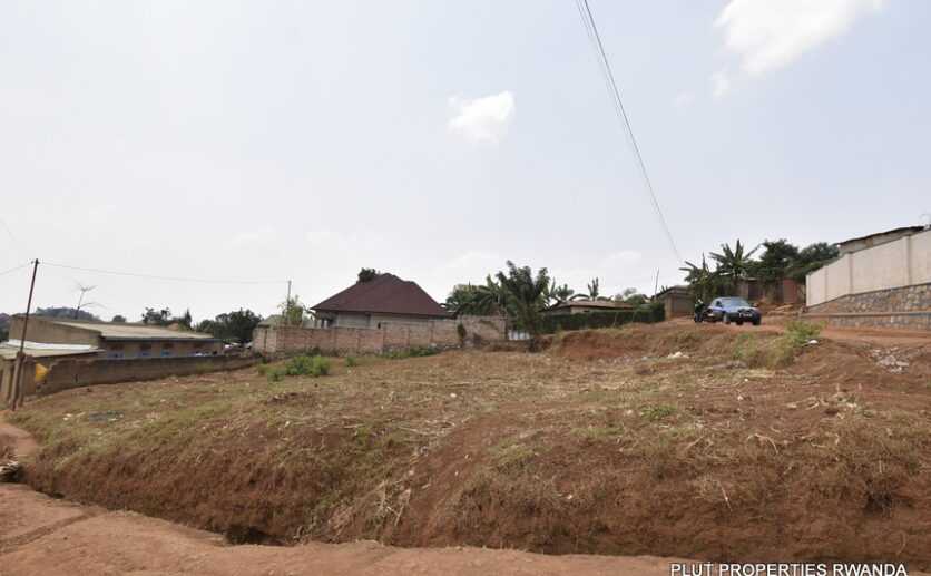 Large plot for sale in Kicukiro Gatenga plut properties (2)