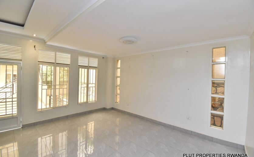 Unfurnished house for rent in Kibagabaga plut properties (1)