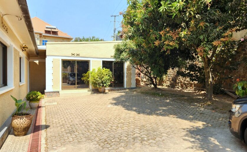 nyarutarama house for rent plut properties rwanda (2)