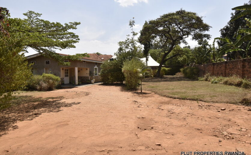 Big plot for sale in Kicukiro Niboye plut properties (7)