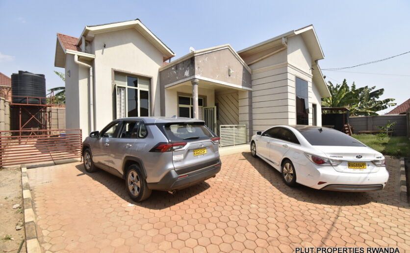 Buy in Gasogi Kigali plut properties (8)