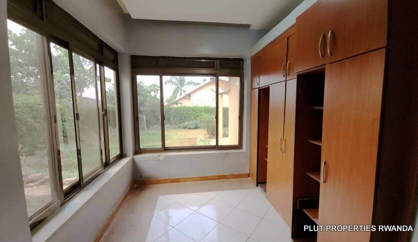 House for sale in Kibagabaga Kigali plut properties (13)