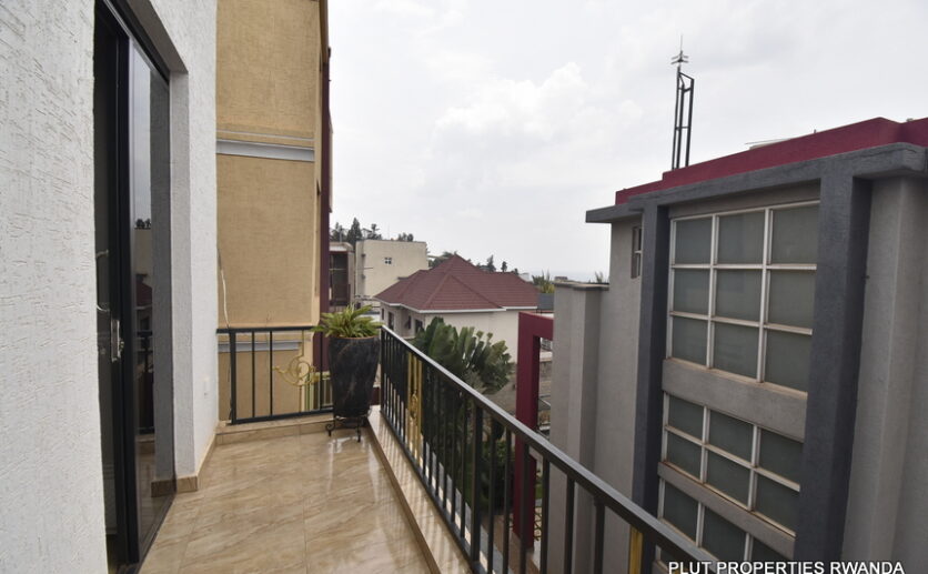 Rent in Rebero Kigali Plut properties (10)