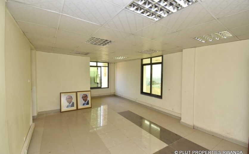 remera offices for rent (17)