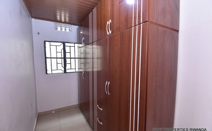 House for sale in Kanombe plut properties (10)