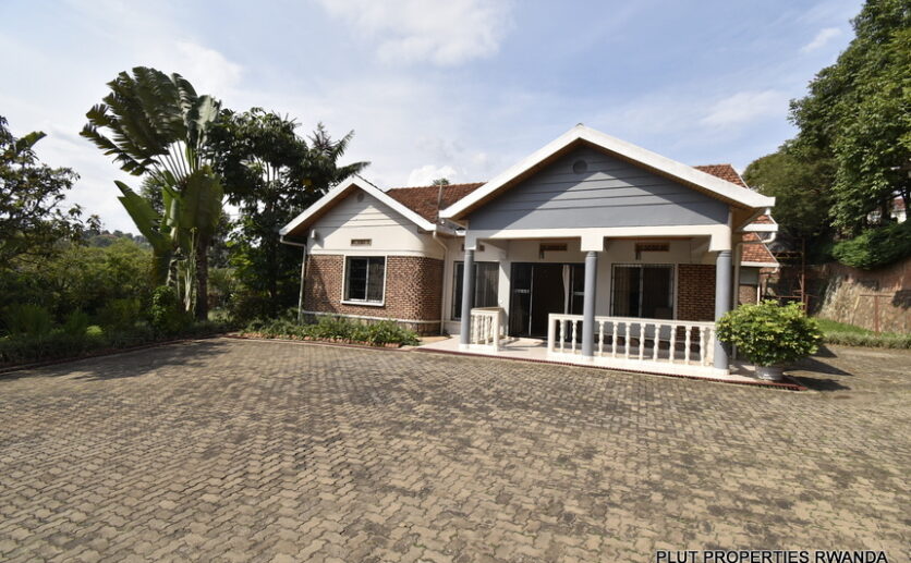 Beautiful house for rent in Kacyiru (7)