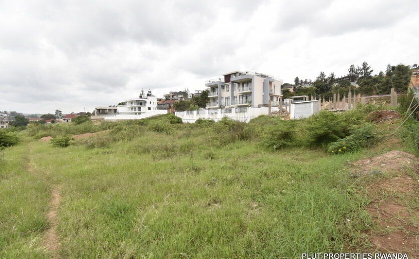 Big plot for sale in Kibagabaga plut properties (4)