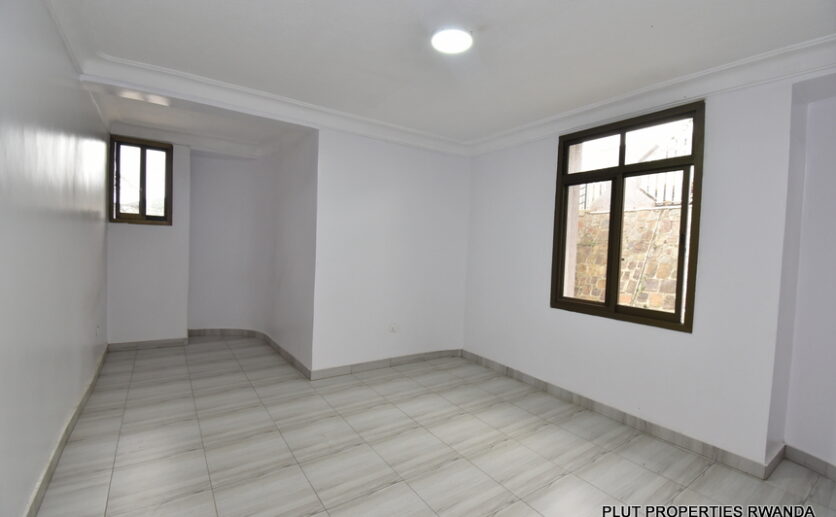 Nyarutarama Kigali house for rent plut properties (13)